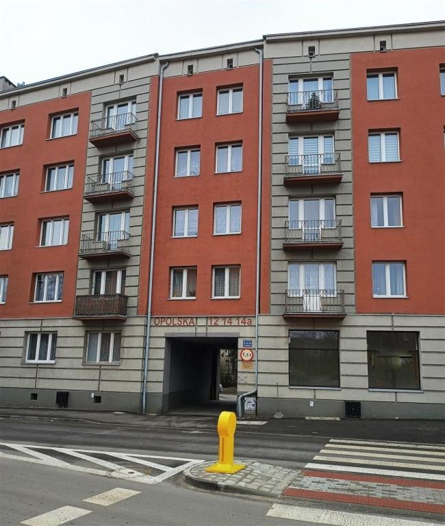 Szmaragdowy Apartament Przy Ulicy Opolskiej Тарновске-Гуры Экстерьер фото