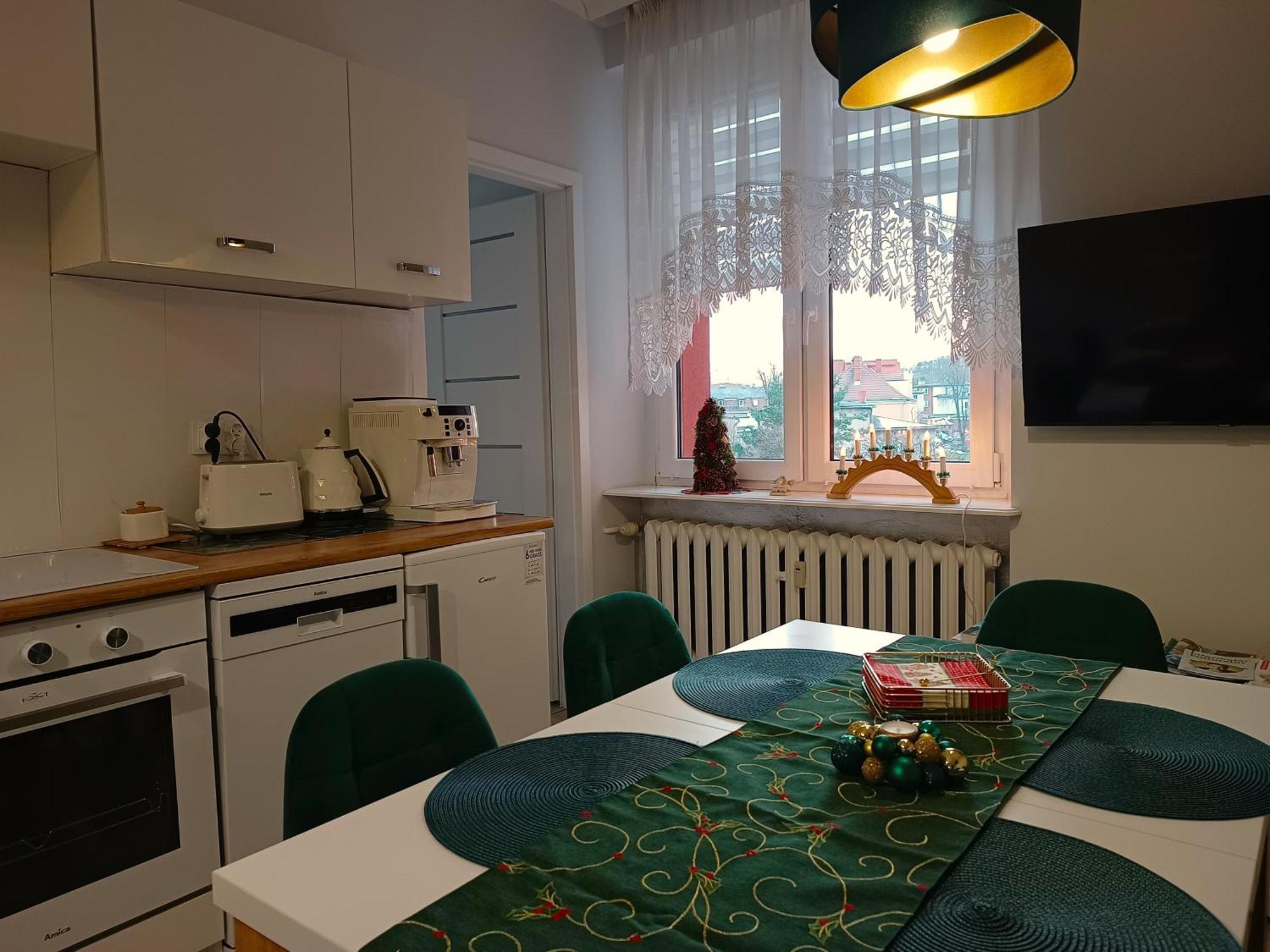 Szmaragdowy Apartament Przy Ulicy Opolskiej Тарновске-Гуры Экстерьер фото